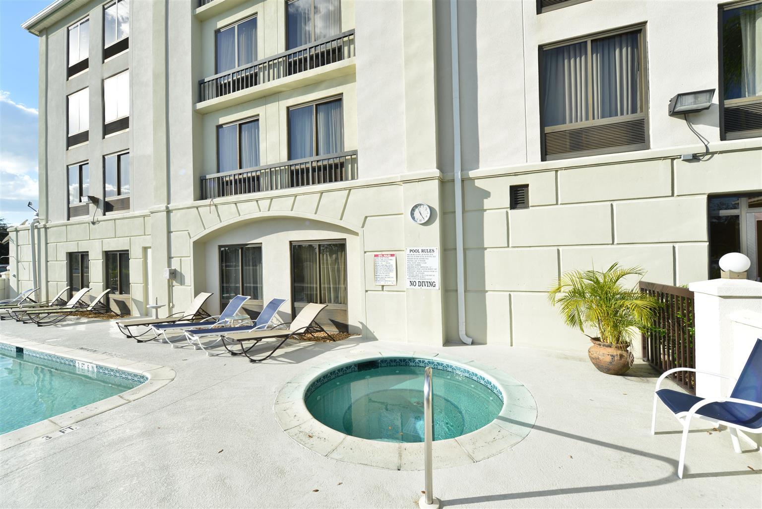 Hotel Western Airport 3*